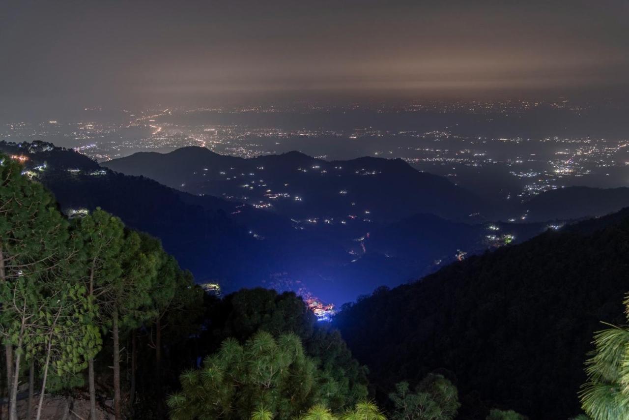 Urban Wave 2Bed Rooms By The North Edge Kasauli Exteriör bild